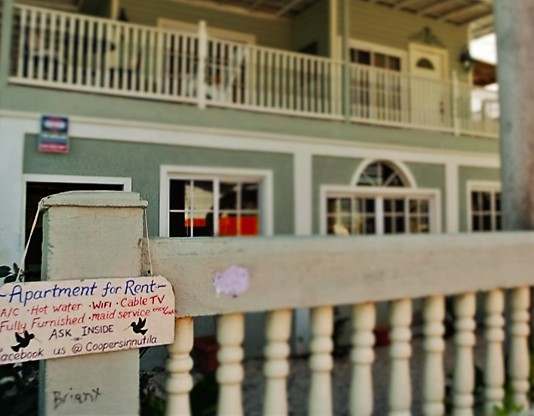 Cooper's Inn Hotel and Suites, Utila