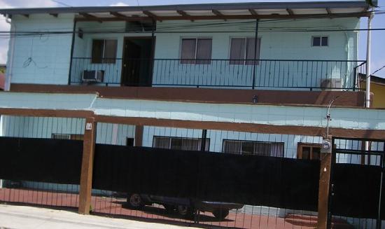 Dos Molinos B&B San Pedro Sula budget option for travelers to Utila utilaguide.com