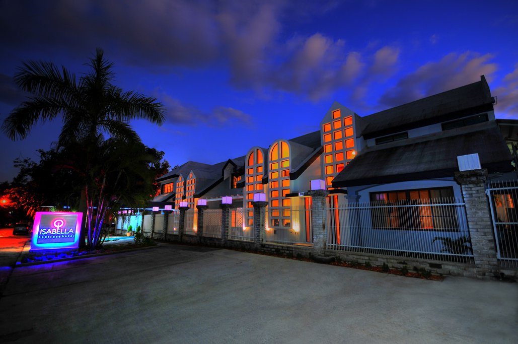 Isabella Boutique Hotel in San Pedro Sula for travelers to Utila utilaguide.com