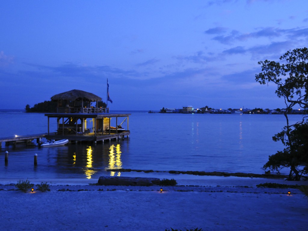 Casa del Playa-5 Bedroom Vacation Rental Home on the South Shore at David's Point